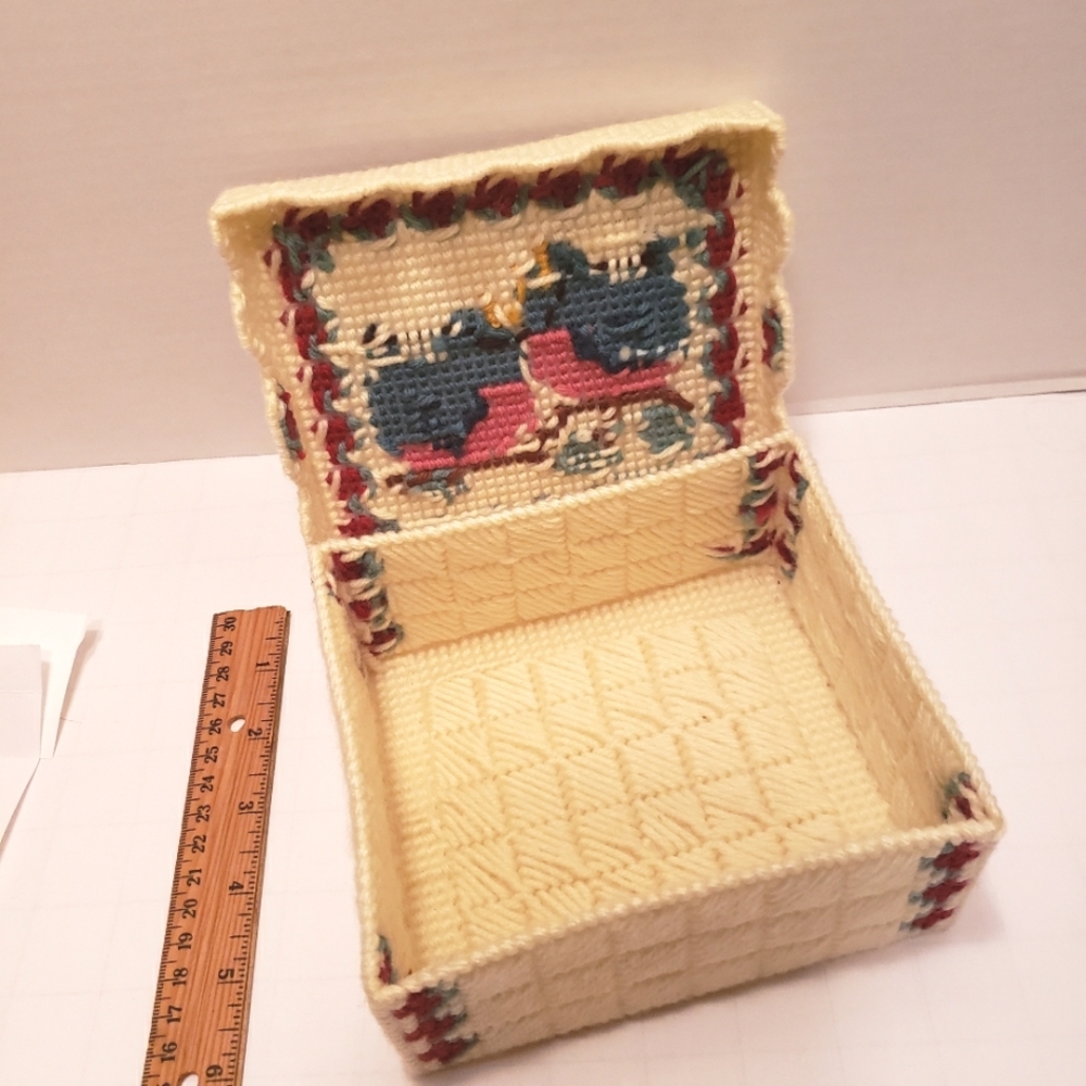 HAND CRAFTED Bluebird Box Needlepoint - Picture 8 of 9